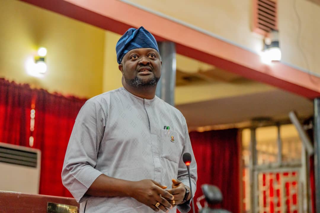 Ọ̀yọ́ Lawmaker AKT Seek Urgent Rehabilitation Of LG Secretariat Buildings For Enhanced Productivity IMG 20251020 WA0015